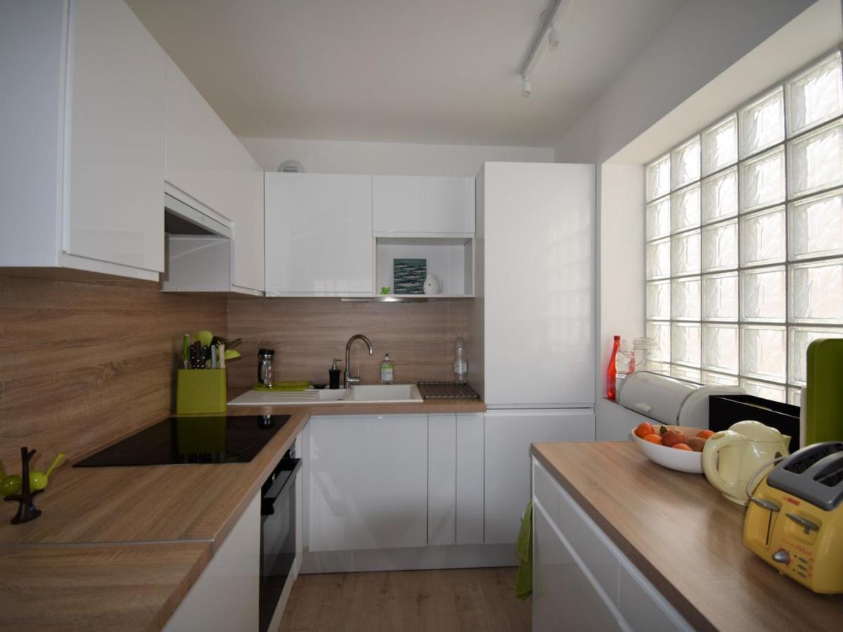 Arcachon : T2 Moderne A 2 Pas De La Plage Avec Balcon, Wifi, Parking Et Tv Cinema - Fr-1-420-71 Экстерьер фото